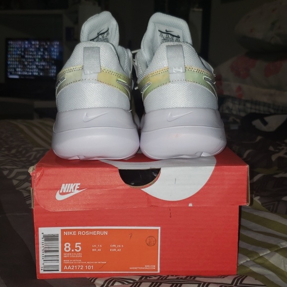 Brand New! Nike Tessen Running Shoes - Picture 5 of 5